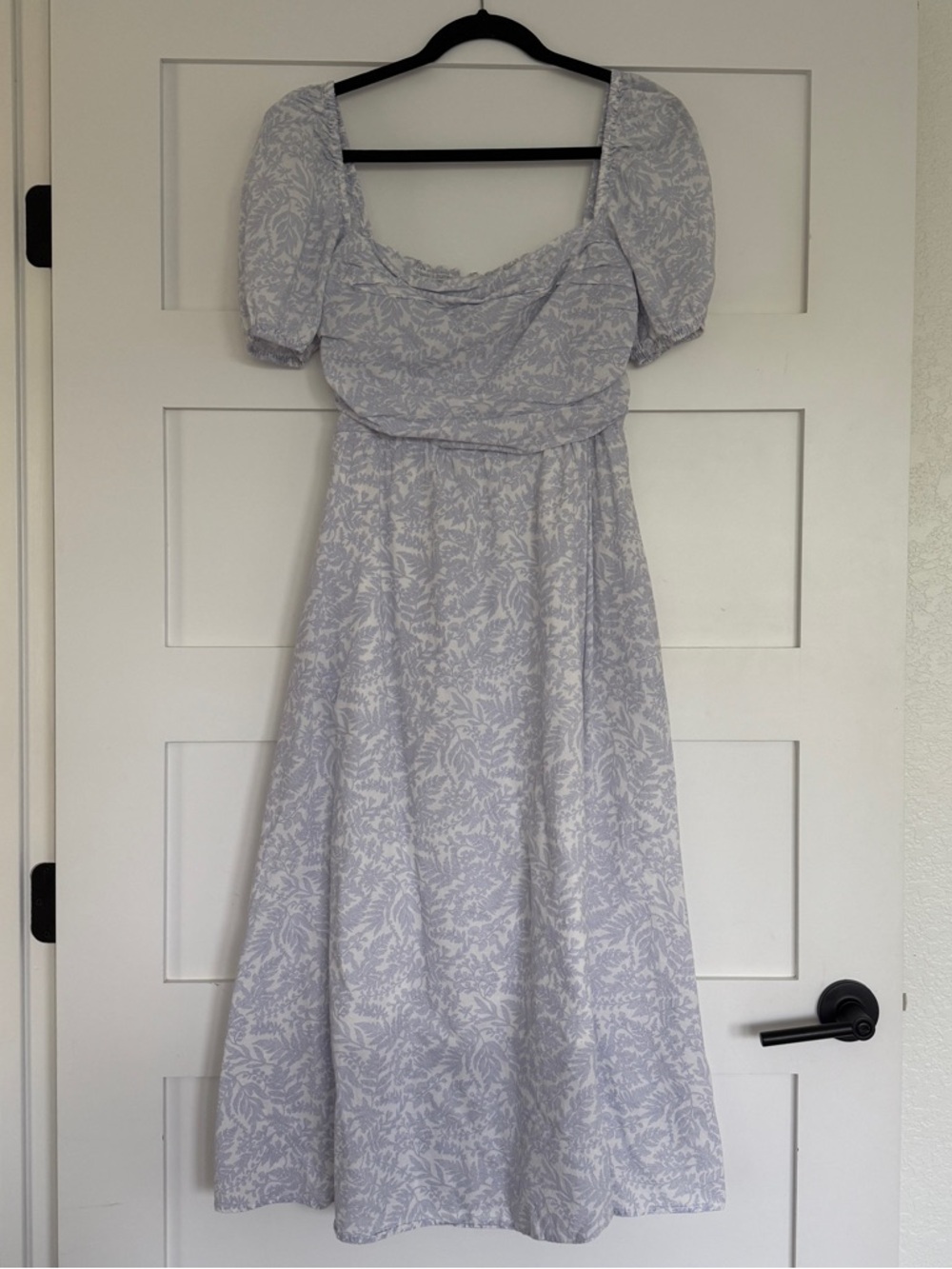 O.P.T. Puff-Sleeve Midi Floral Dress